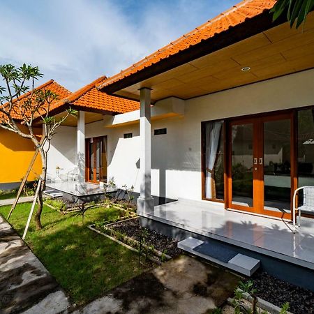Anugrah Sari Homestay By Wizzela Lembongan Esterno foto